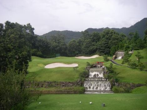 �F�ɃJ���g���[�N���u