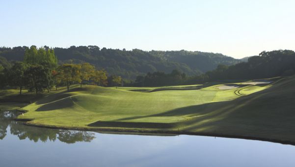 �l���s�̗��S���t�N���u�i���F�i�S���t�l���s�N���u�j